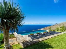 Villa Fauna Calheta Infinity Pool & Nature Views