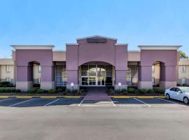 Quality Inn & Suites - Greensboro-High Point, hotell sihtkohas Greensboro