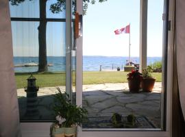Home of Thousand Islands, ξενοδοχείο σε Gananoque