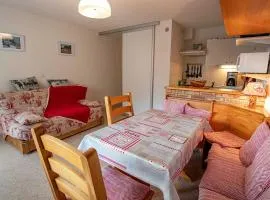VALFREJUS appartement 2 pièces 35m2, au pied des pistes avec balcon