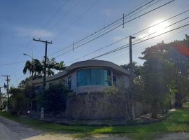 Casa linda na Enseada Guarujá, hotel em São Paulo