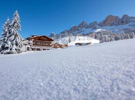 Moseralm Dolomiti Spa Resort, מלון בנובה לבנטה