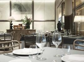 Grand Hotel De La Ville, khách sạn 5 sao ở Parma