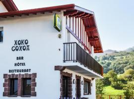 Logis Hotel Xoko-Goxoa, boende i Saint-Michel