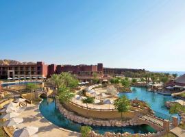 Mövenpick Resort & Spa Tala Bay Aqaba, отель в Акабе