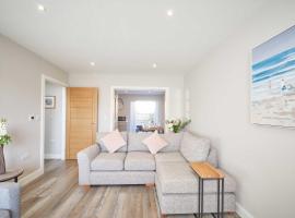 Host & Stay - Sunflower Cottage, hotell i Seahouses