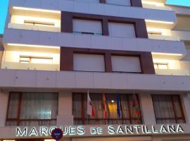 Hotel Marqués de Santillana, hotel i Torrelavega