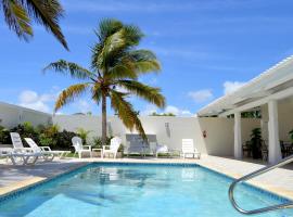 Yoyita Suites Aruba, hotell i Palm-Eagle Beach