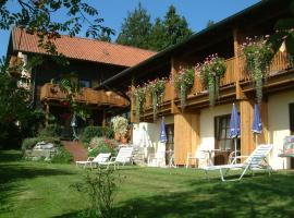 Pension St. Georg mit Moststüberl, hotel en Bad Griesbach