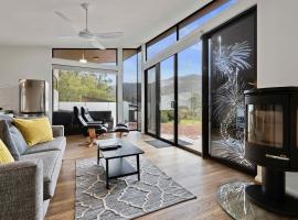 Grampians Villas, hotel with parking in Halls Gap