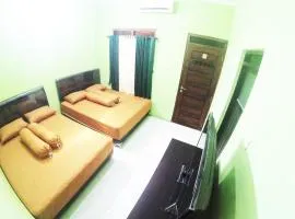 Minggiran Street Homestay jogja