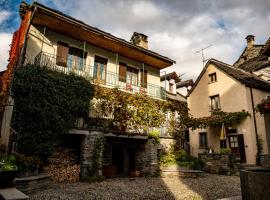 Casa Tomà, hotel i Masera