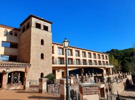 Hotel La Figuerola, hotel v destinaci Vandellós