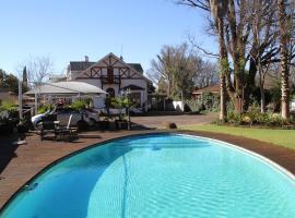 The Oak Potch Guesthouse, gostišče v mestu Potchefstroom