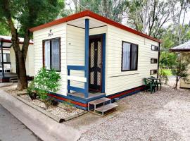 Wangaratta Caravan Park, παραθεριστική κατοικία σε Wangaratta