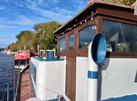 Studio sur l'eau - Bateau Diva, magánszállás Conflans-Sainte-Honorine-ban