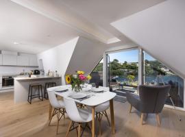 Fowey Penthouse, Fowey, hotel in Fowey