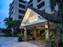 Crystal Resort Korat, отель в городе Накхонратчасима