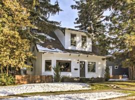 Charming Downtown Coeur dAlene Home with Yard!, hotell i Coeur d'Alene