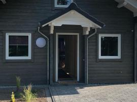 Ferienhaus am Harkebrügger See, Hotel in Barßel