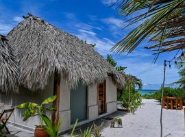 Casa Mate BeachFront Cabañas El Cuyo, hotell i El Cuyo