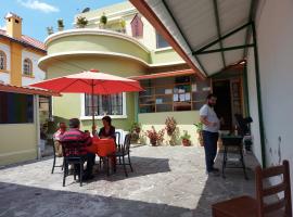 Posada Tambuca – hotel w mieście Quito