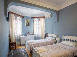 Sweet Home at Ninoshvili 3, inn in Batumi