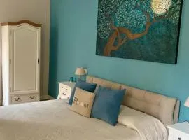 Secret Garden and Cozy Flat