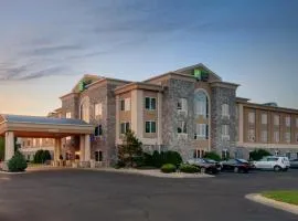 Holiday Inn Express Hotel & Suites Saginaw, an IHG Hotel