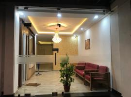 Sapphire Hotel Apartments, hotel v destinaci Kakkanad