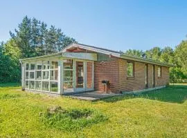 6 person holiday home in Ørsted-By Traum