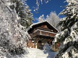 Chalet Le Doux Si, Large Self-Contained Apartment, 2km from Doucy-Combelouvière and close to Valmorel、La Lechereにあるラ・レシェール温泉の周辺ホテル