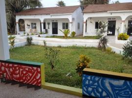 Sateh Ecolodges, cheap hotel in Gunjur