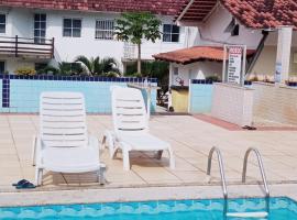 Apto Aconchegante Enseada Azul com Wi-Fi, hotelli kohteessa Guarapari lähellä maamerkkiä Lua de Prata Lagoon