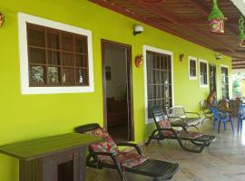 La Casa de Thurys, homestay in Pedasí Town