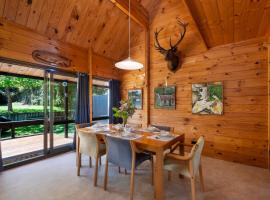 Lake Terrace Lockwood, khách sạn ở Taupo