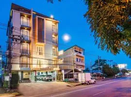 เนเธฃเธเนเธฃเธกเธ ูเธชเธกเธญ เนเธกืเธญเธเธเธฃัเธ