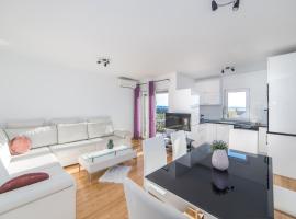 Apartments Crystal, hotel sa Makarska