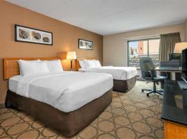 Comfort Inn Saskatoon, hotel near J G Diefenbaker Airport - YXE, 