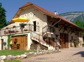 Les Grands Champs, bed and breakfast en Attignat-Oncin