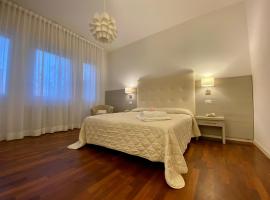 Villa Alda Suites & Rooms, hótel í Cervia