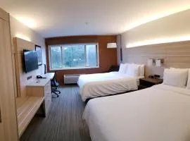 Holiday Inn Express Fort Bragg by IHG