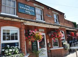 The Emmbrook Inn Hotel, hotel en Wokingham