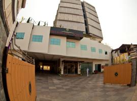 ์ฝ์ง์ฝ๋์ ์์นํ ํธํ
Paramount Tower