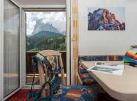 Kedul Lodge, hotel em Santa Cristina in Val Gardena