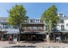 Central Domburg Apartment
