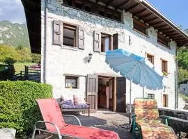 Apartment by Idro Lake with Private Garden