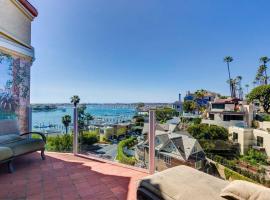 317 Carnation, Corona del Mar, hotelli, jossa on pysäköintimahdollisuus kohteessa Newport Beach