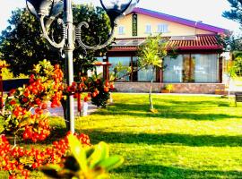 코릴리아노 칼라브로에 위치한 호텔 Hotel La Primula