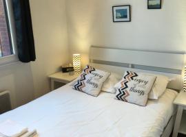 LES ÎLES - Parking, Balcon & PS4!